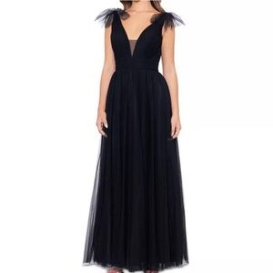 Betsy & Adam Black Sleeveless V-Neck Maxi Gown